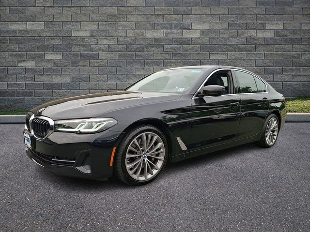Used 2023 BMW 530i xDrive w/ Convenience Package AWD/4WD image 3