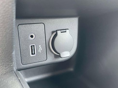 Used 2025 Nissan Kicks Play S image 26