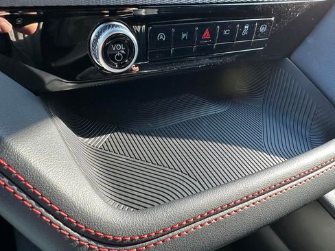 New 2026 Ford Explorer ST-Line w/ ST-Line Street Pack image 20