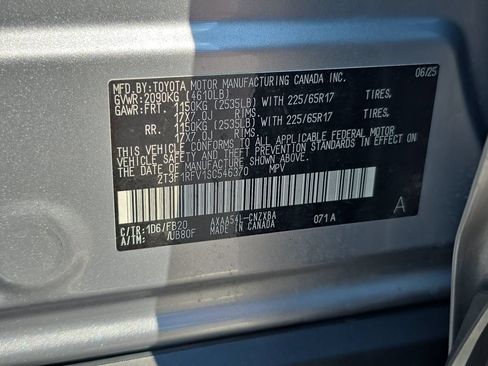 Used 2025 Toyota RAV4 LE AWD/4WD image 36