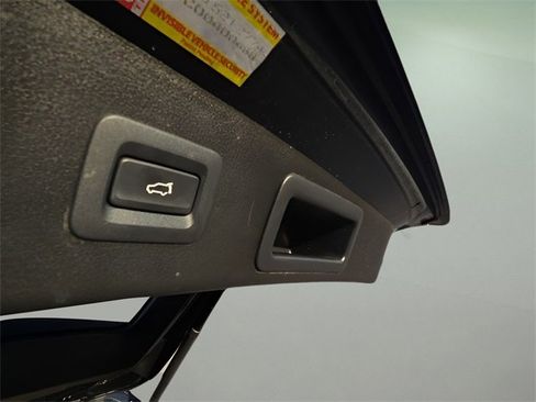 Used 2018 MAZDA CX-5 Touring w/ Preferred Equipment Package image 19