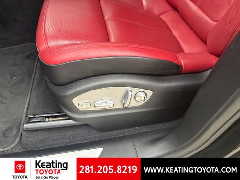 Used 2019 Porsche Macan S AWD/4WD image 14