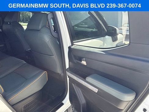 Used 2025 Toyota Tacoma 4x4 Double Cab Hybrid image 28