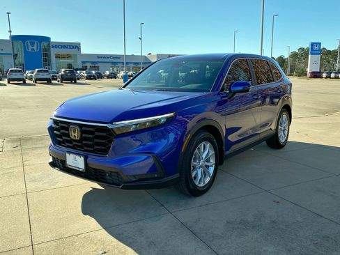 Used 2024 Honda CR-V EX-L image 3