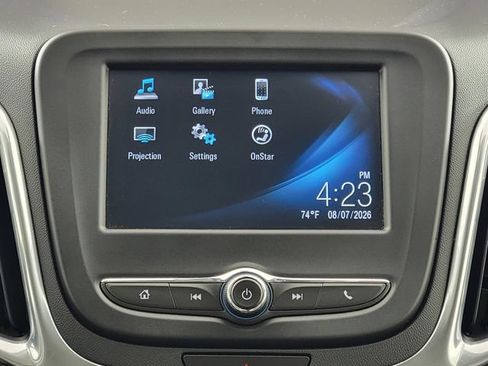 Used 2018 Chevrolet Equinox LT FWD image 22