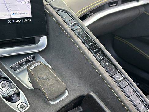 Certified 2021 Chevrolet Corvette Stingray Premium Conv w/ 3LT image 32