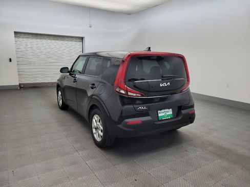Used 2022 Kia Soul LX w/ Technology Package FWD image 5