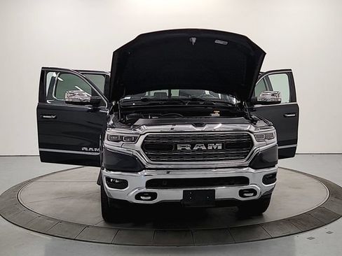 Used 2019 RAM 1500 Limited AWD/4WD image 12
