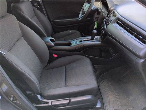 Used 2016 Honda HR-V LX image 26