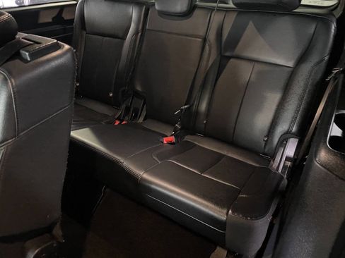 Used 2020 Ford Expedition XLT w/ Equipment Group 202A image 23