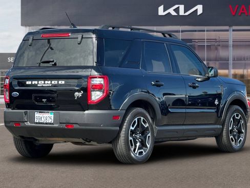 Used 2022 Ford Bronco Sport Outer Banks w/ Tech Package AWD/4WD image 4