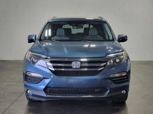 Used 2017 Honda Pilot Touring image 3