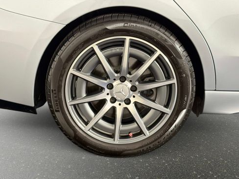Used 2025 Mercedes-Benz C 43 AMG 4MATIC Sedan image 17