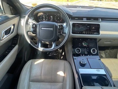 Used 2019 Land Rover Range Rover Velar R-Dynamic SE AWD/4WD image 16