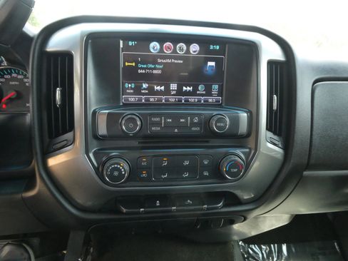 Used 2016 Chevrolet Silverado 1500 LT AWD/4WD image 19