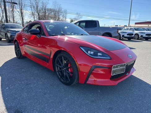 Used 2024 Toyota GR86 TRUENO Edition image 8