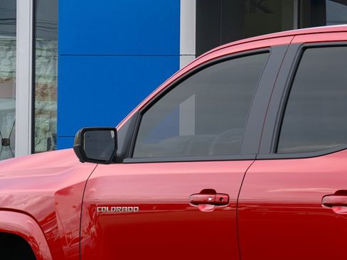 Used 2026 Chevrolet Colorado Z71 image 12