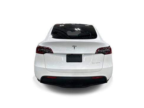 Certified 2023 Tesla Model Y Long Range AWD/4WD image 5