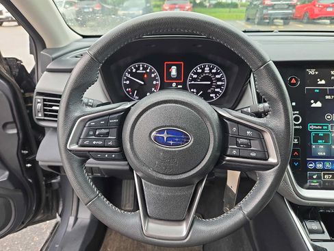 Used 2024 Subaru Outback Premium AWD/4WD image 18