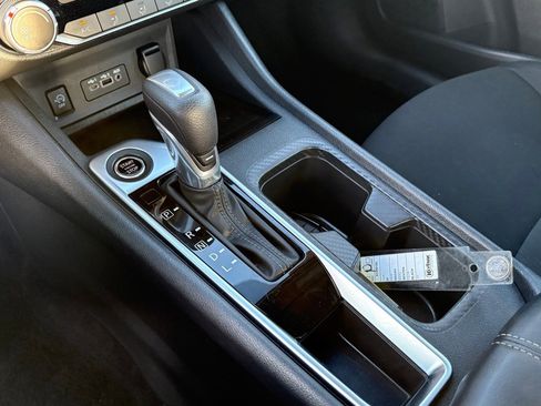 Certified 2025 Nissan Sentra SV image 20