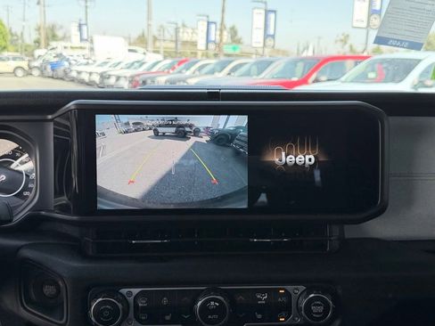 Used 2024 Jeep Wrangler Sport AWD/4WD image 26