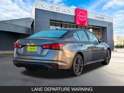 Used 2023 Nissan Altima 2.5 SL image 8