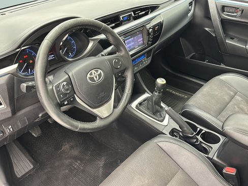 Used 2015 Toyota Corolla S FWD image 12