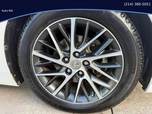 Used 2017 Lexus ES 350 ES 350 Sedan 4D w/ Luxury Package image 39