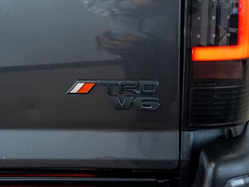 Used 2014 Toyota Tacoma 4x4 Double Cab image 30