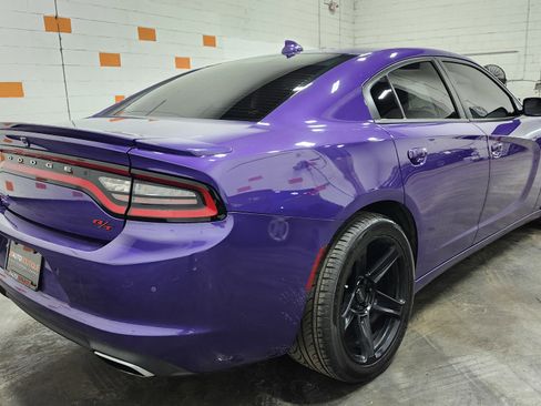 Used 2016 Dodge Charger R/T image 18
