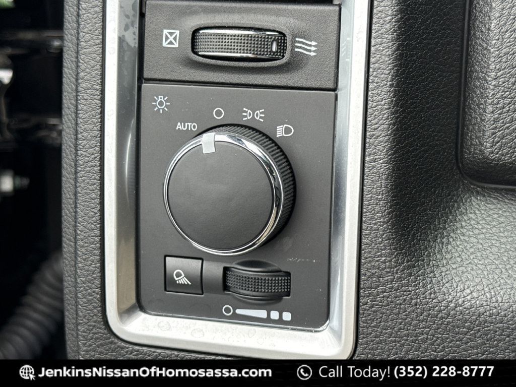 Used 2024 RAM 1500 Warlock AWD/4WD image 42