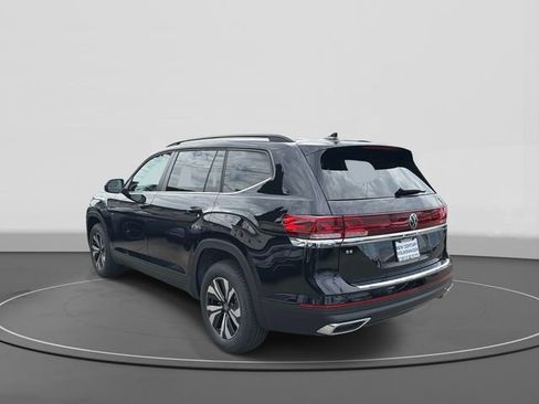 New 2026 Volkswagen Atlas SE FWD image 3