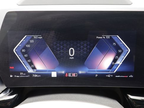 Certified 2025 BMW X2 xDrive28i image 8