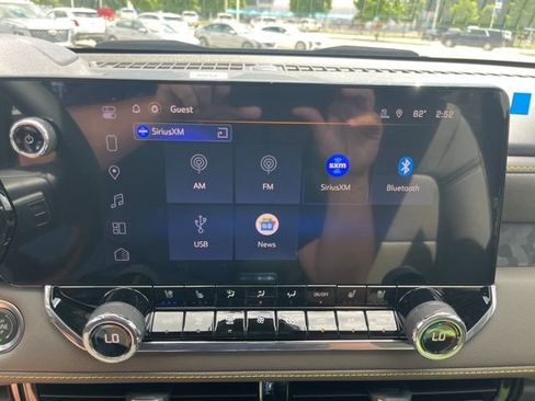 New 2026 Chevrolet Colorado ZR2 w/ Technology Package AWD/4WD image 36