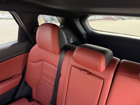 Used 2023 Kia Sportage SX image 40