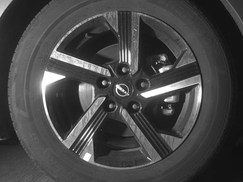 Used 2025 Nissan Sentra SV FWD image 13
