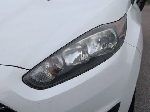 Used 2019 Ford Fiesta SE FWD image 6