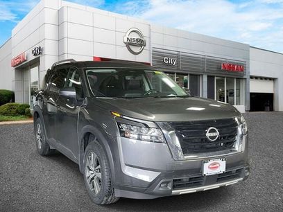 Certified 2023 Nissan Pathfinder SL