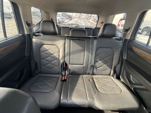 Used 2024 Volkswagen Atlas SE image 15