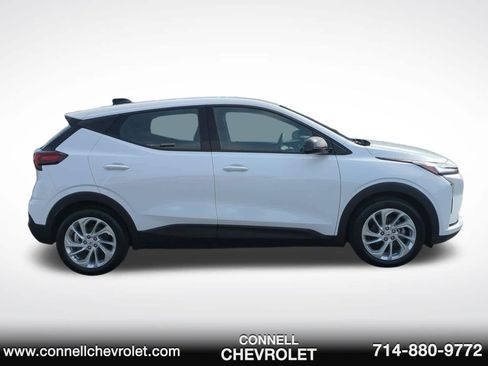 New 2027 Chevrolet Bolt LT w/ Comfort Package FWD image 4