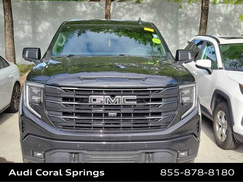 Used 2025 GMC Sierra 1500 Elevation w/ Preferred Package image 8