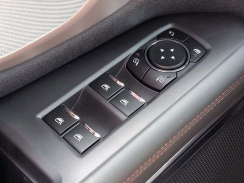 New 2025 Ford Expedition Active image 27