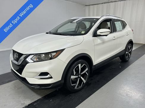 Used 2022 Nissan Rogue Sport SL image 5