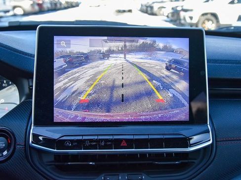 Used 2022 Jeep Compass Trailhawk w/ Trailhawk Convenience Group image 16