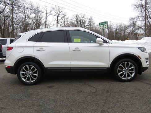 Used 2017 Lincoln MKC Select w/ Select Plus Package image 4