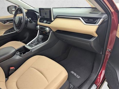 Certified 2025 Toyota RAV4 XLE w/ Convenience Package image 19