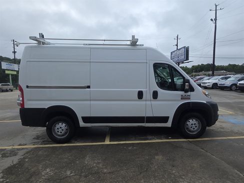 Used 2019 RAM ProMaster 2500 FWD image 1