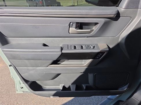 Used 2025 Toyota Tundra Limited image 17