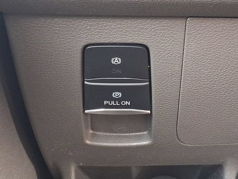 Certified 2024 Ford Transit 350 XLT RWD image 24