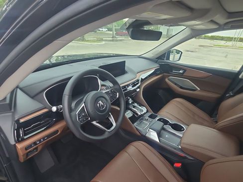 Certified 2024 Acura MDX SH-AWD w/ Technology Package image 15